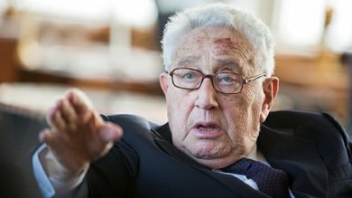 'Los Mercenarios': Poderoso integrante del club Bilderberg aboga por creación de ejército global