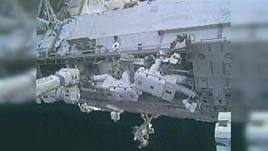 Dos caminatas más para reparar el sistema de refrigeración de la EEI 