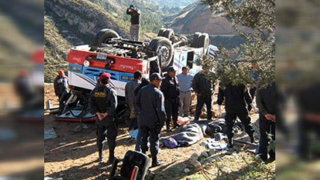 Al menos cuatro turistas mueren en accidente de tránsito en Perú