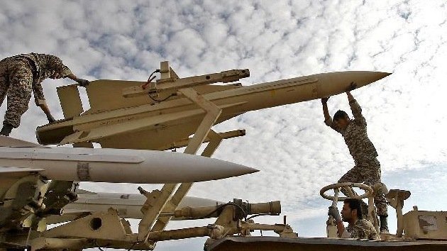 Irán anuncia el estreno de la versión avanzada del sistema antiáereo S-200