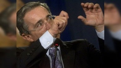 Según WikiLeaks Uribe planeaba usar la fuerza militar contra Venezuela