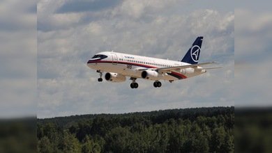 El primer Sukhoi Superjet 100 ya tiene dueño