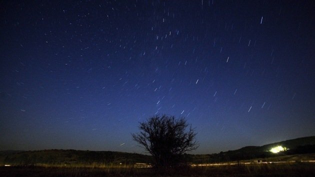 Astrónomo: La lluvia de meteoros de este viernes puede convertirse en tormenta astral