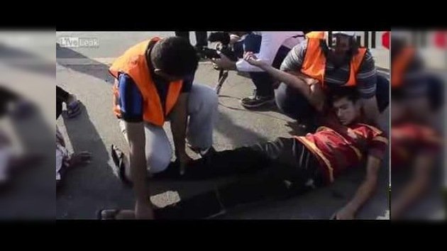 Insólito video: Manifestantes ‘muertos’ y ‘heridos’ posan ante cámaras en Egipto