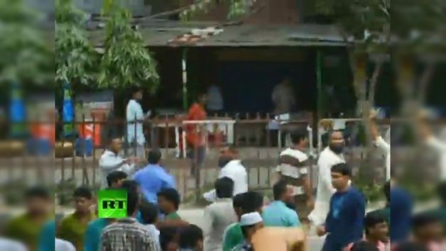 Bangladés: 10.000 personas protestan por la película antiislámica y las caricaturas de Mahoma