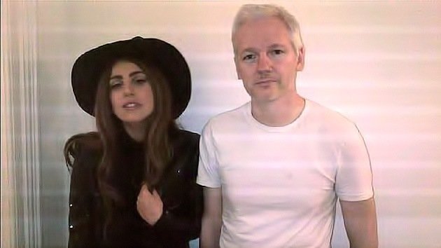 Lady Gaga se reúne con Assange en la embajada ecuatoriana de Londres