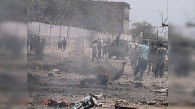 Ataque terrorista en el centro de la capital somalí deja al menos 100 muertos