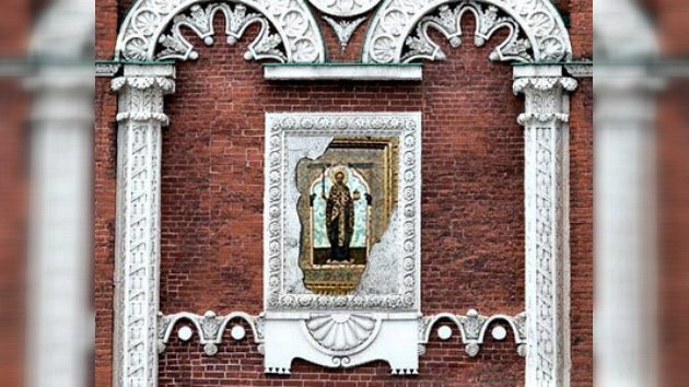 Encontrados iconos en los muros del Kremlin