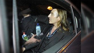 Galliano pide disculpas en su 'desfile' ante el tribunal