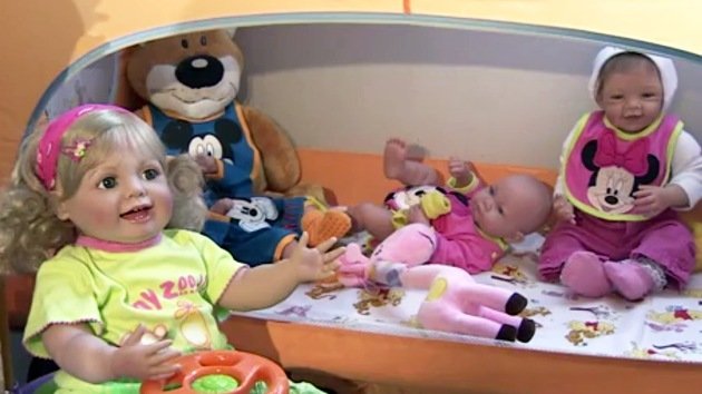 Felicidad de silicona: muñecas bebés ultrarrealistas ganan popularidad en Rusia