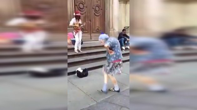 Esta abuela de 97 años tal vez tenga más ritmo que tú