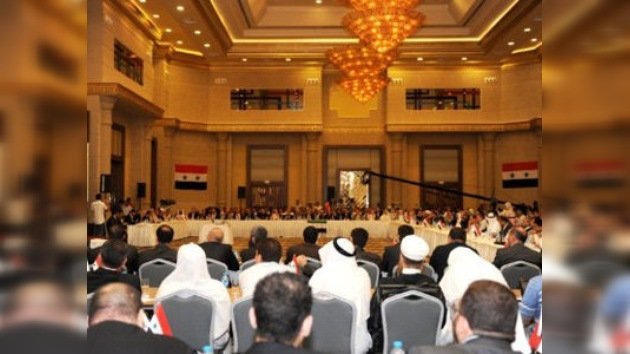 La oposición siria crea el Consejo de Salvación para 'llevar al país hacia la democracia'