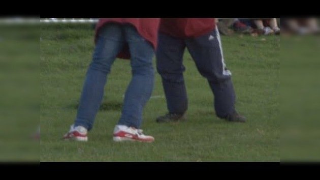 Vídeo: Campeonato de patadas en el Reino Unido