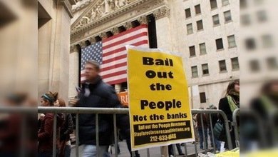 Los 'indignados' continúan con paso firme en Wall Street pese a las detenciones