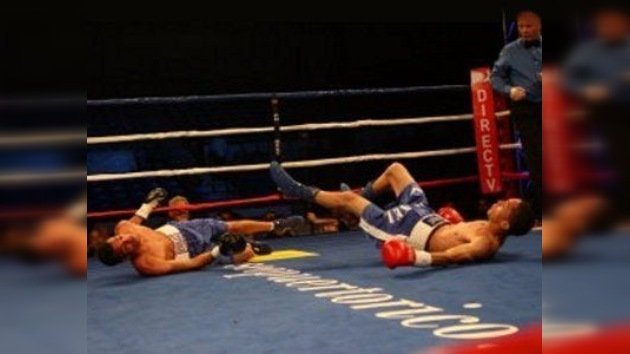 Dos boxeadores puertorriqueños cayeron en un doble 'nockdown'