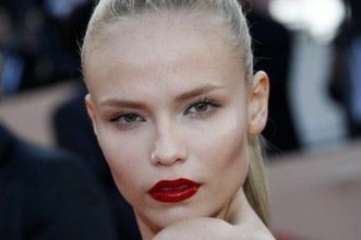 Natasha Poly, una de las modelos rusas más bonitas