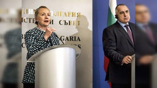 Clinton insta a Bulgaria a superar la dependencia energética de Rusia