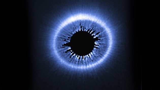 La impactante imagen de un 'ojo en el cielo' nos permite 'ver' como se formó la Luna