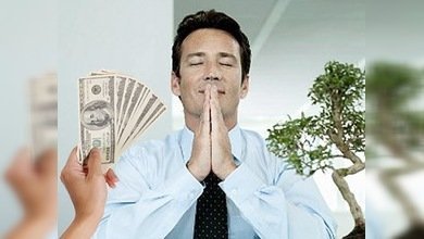 Los funcionarios chinos estudian a rechazar sobornos con autosugestión 