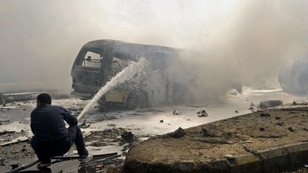 Al menos 19 muertos al estallar una bomba al paso de un autobús en Siria
