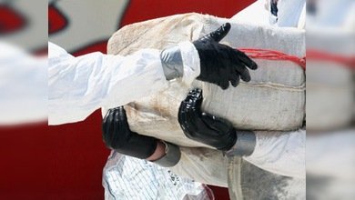 Guardacostas de EE. UU. ‘pescan’ 1,4 toneladas de droga en el Caribe