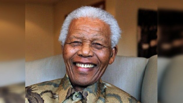 Nelson Mandela sale del hospital 