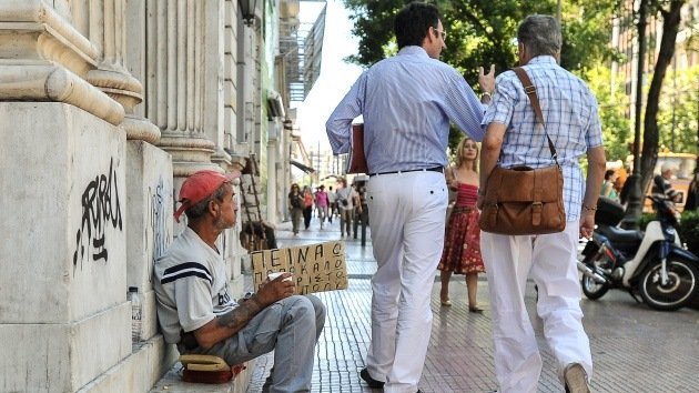 Trabajar y no cobrar, cada vez más habitual para los griegos