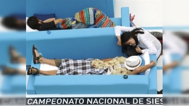 Un ecuatoriano gana el campeonato de siesta en España
