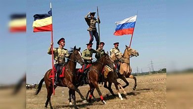 El presidente de Rusia regula las leyes sobre los cosacos