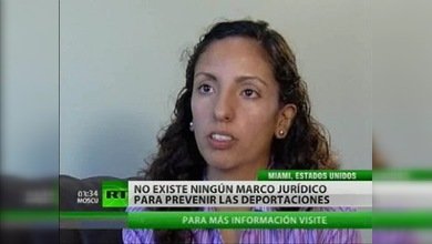 Una joven se convierte en inmigrante ilegal tras la muerte de su padre