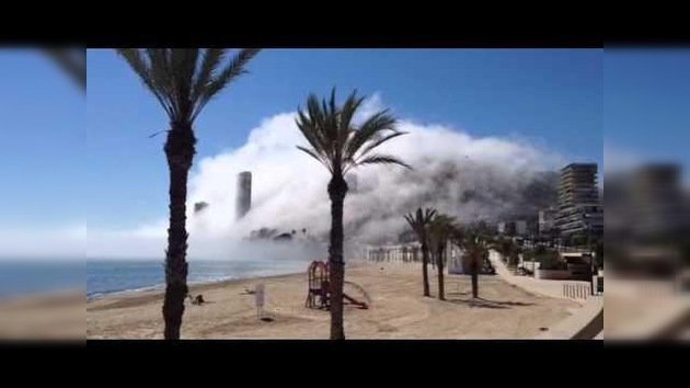 Una extraña nube cubre la costa de Alicante