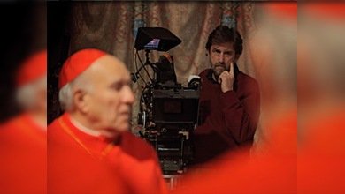 Una comedia sobre el Vaticano divide a los católicos italianos