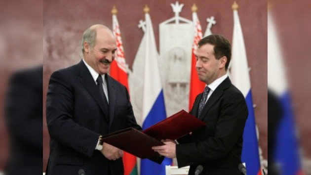 Rusia y Bielorrusia desarrollarán cooperación petrolera
