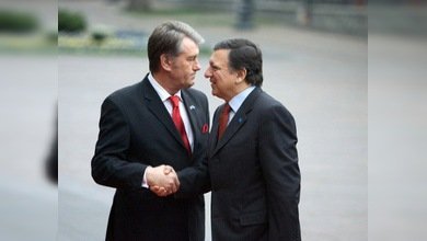 Yúshchenko: los candidatos a la presidencia no representan valores europeos
