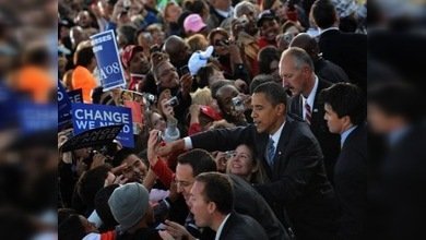 Los índices de popularidad de Obama siguen bajando
