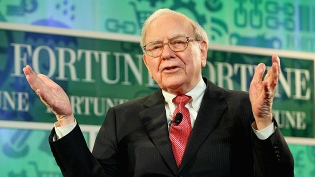 'Campeón del año': Warren Buffett ganó 37 millones de dólares diarios en 2013