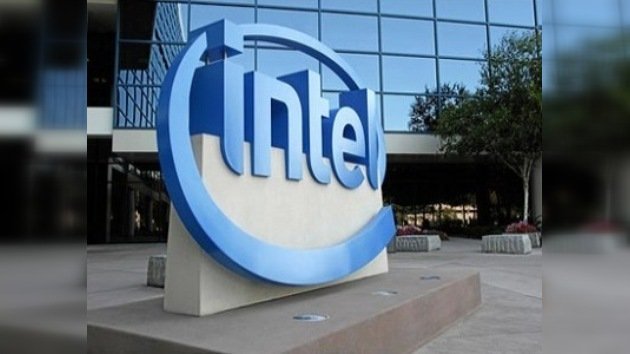 Ex directivo de Intel se declara culpable en una trama