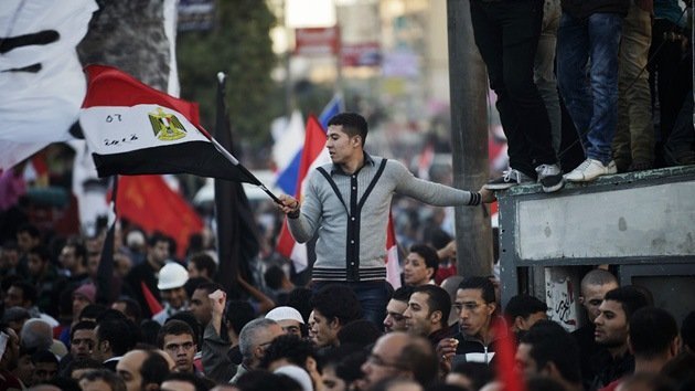 Egipcio de 12 años, viral en la Red por tildar al gobierno de Morsi de 'teocracia fascista'