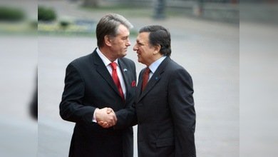 Comisión Europea regaña al presidente de Ucrania