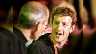 Steve Jobs, la voz de la experiencia detrás del éxito de Facebook