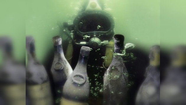 Rescatan del mar Báltico el champán más antiguo del mundo