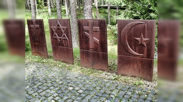 Los polacos esperan recibir archivos sobre la masacre del bosque de Katyn