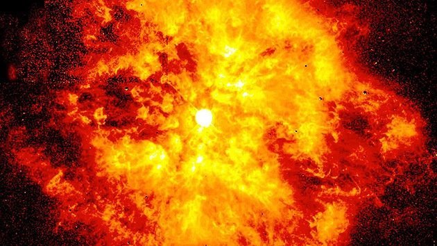 Una estrella amenaza con 'disparar' rayos gamma letales a la Tierra