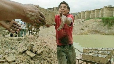 El número de niños trabajando alcanzó los nueve millones en América Latina