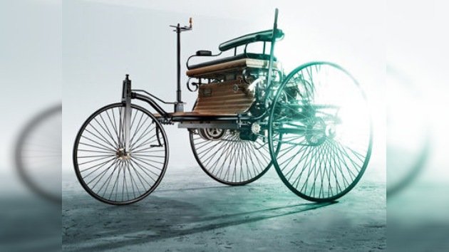 Daimler AG celebra el 125 aniversario del primer automóvil