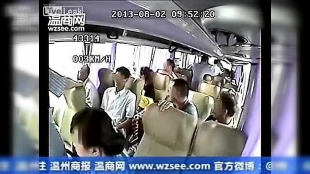 Una cámara capta el momento de un terrible accidente en China