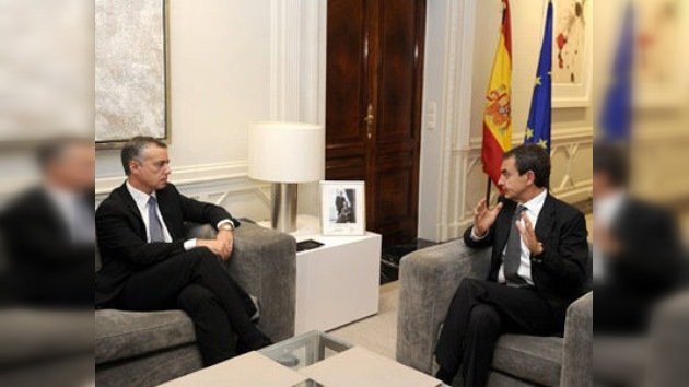 Zapatero y líderes vascos discuten cómo será la España sin ETA