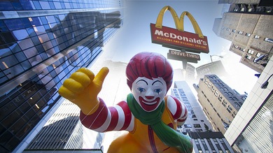 McDonald’s a una empleada: "Te meteré una bala en la cabeza si vuelves a enfermar"