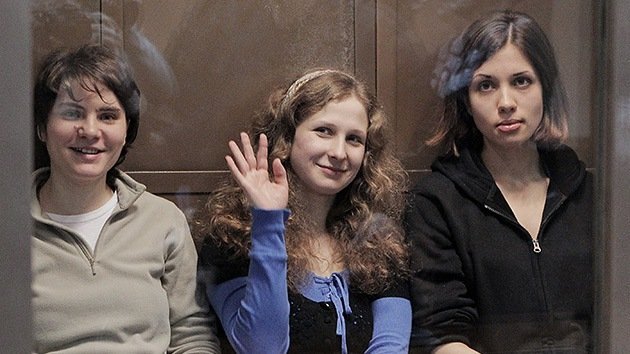 Libertad condicional para una de las tres integrantes de Pussy Riot