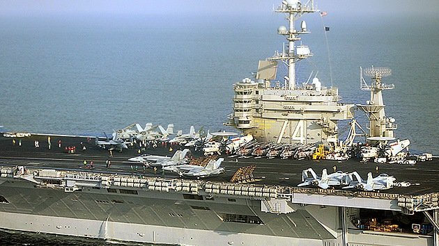 La Marina de EE.UU. ya tiene otro portaaviones más cerca de Irán